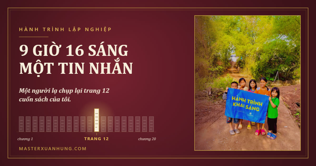 Bìa bài: 9 Giờ 16 Sáng, Một Người Lạ Chụp Lại Trang 12 Cuốn Sách Của Tôi